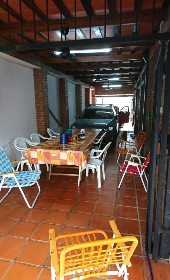 Casa Familiar En *